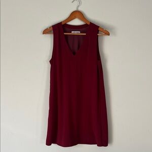 Sleeveless V-Neck Burgundy Dress